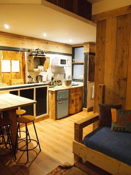 The Snug Apartment *