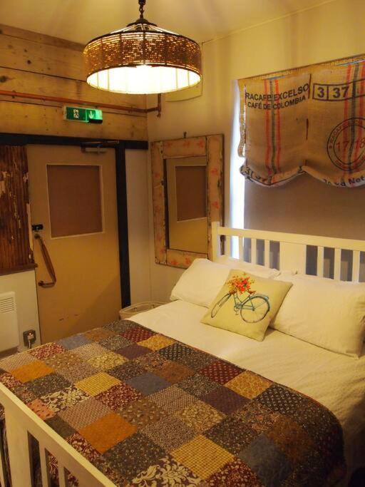 The Snug * Matlock (Derbyshire)