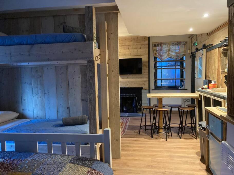 The Snug * Matlock (Derbyshire)